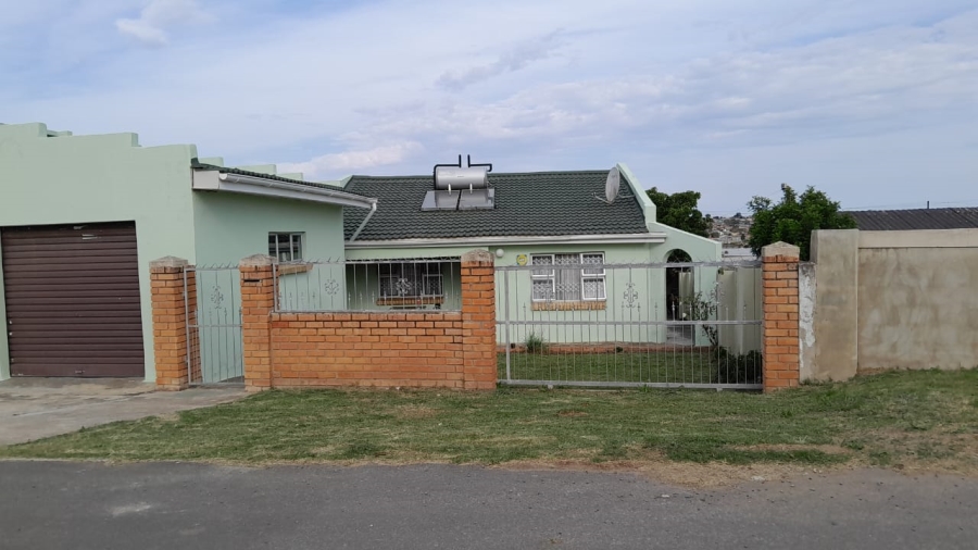 4 Bedroom Property for Sale in Mdantsane Eastern Cape